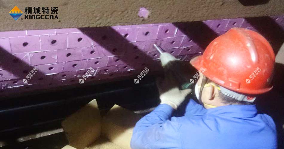 1xBET牌新型耐磨陶瓷布料机圆辊使用效果